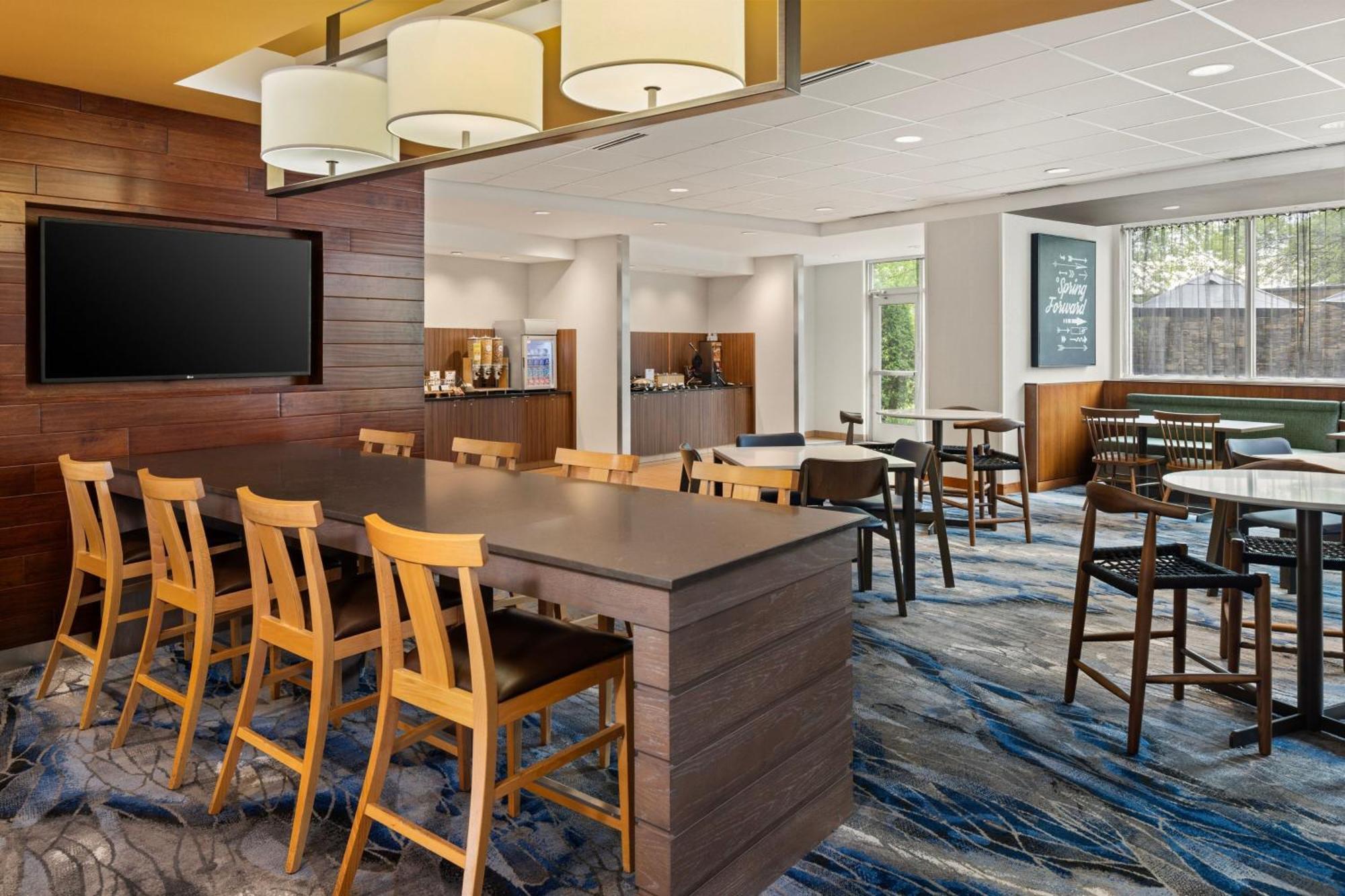 Fairfield Inn & Suites By Marriott Waterloo Cedar Falls Экстерьер фото