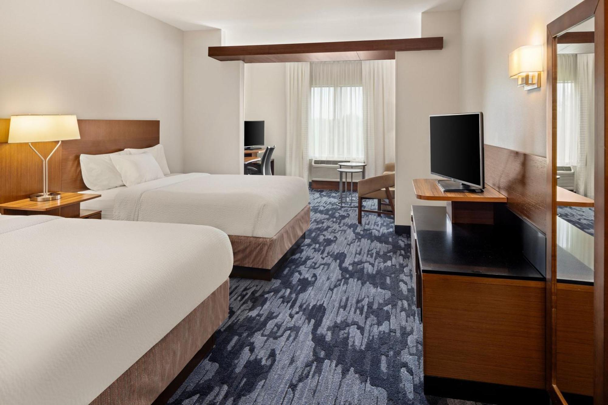 Fairfield Inn & Suites By Marriott Waterloo Cedar Falls Экстерьер фото