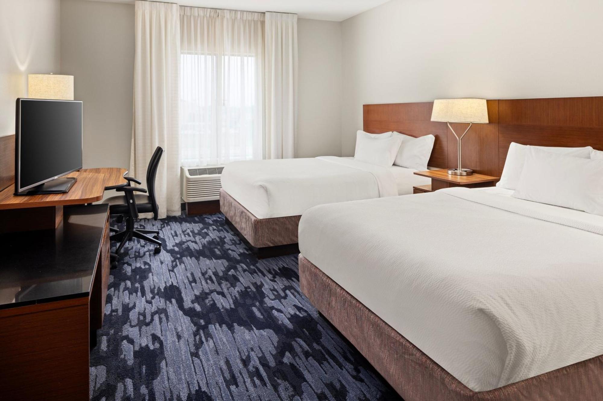 Fairfield Inn & Suites By Marriott Waterloo Cedar Falls Экстерьер фото