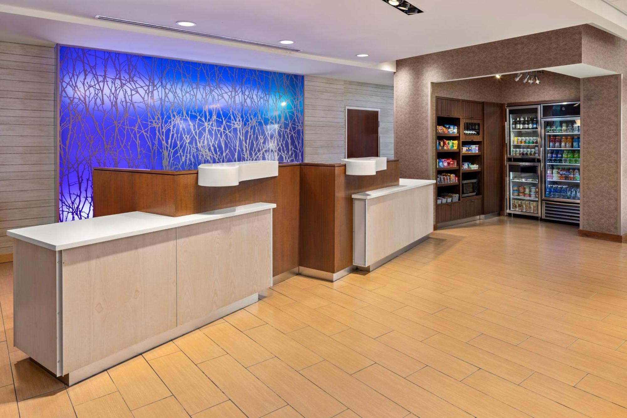 Fairfield Inn & Suites By Marriott Waterloo Cedar Falls Экстерьер фото