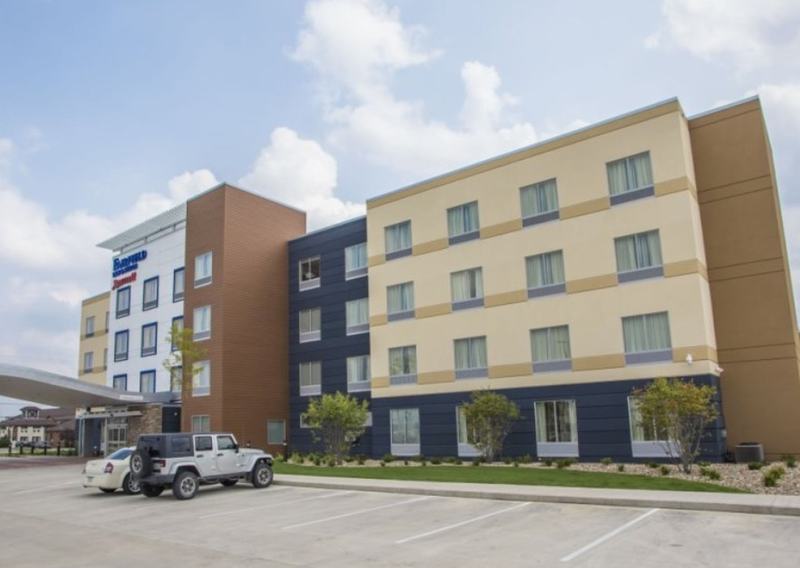 Fairfield Inn & Suites By Marriott Waterloo Cedar Falls Экстерьер фото